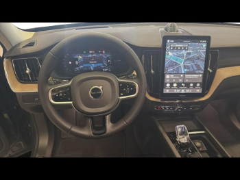 Photo 4 du bon plan VOLVO XC60 T8 Hybride Rechargeable 455ch Ultra Style Chrome Geartronic 8 AWD occasion à 74990 €