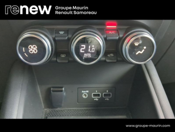 Photo 26 du bon plan RENAULT Captur 1.6 E-Tech hybride 145ch Techno occasion à 18900 €