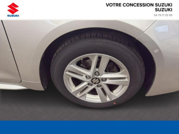 Photo 4 du bon plan SUZUKI Swace 1.8 Hybrid 122ch Pack occasion à 18590 €