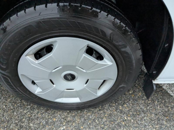 Photo 21 du bon plan FORD Transit Custom Fg VUL 320 L2H1 2.0 EcoBlue 170ch Trend BVA8 occasion à 33990 €