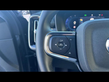 Photo 14 du bon plan VOLVO XC40 B3 163ch Plus DCT 7 occasion à 36990 €