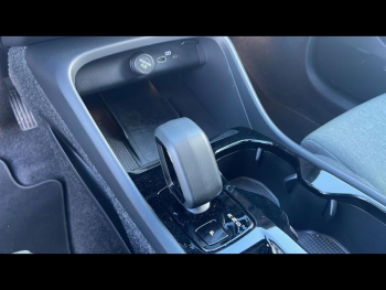 Photo 20 du bon plan VOLVO XC40 B3 163ch Plus DCT 7 occasion à 36990 €