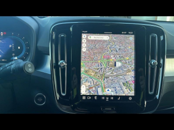 Photo 26 du bon plan VOLVO XC40 B3 163ch Plus DCT 7 occasion à 36990 €