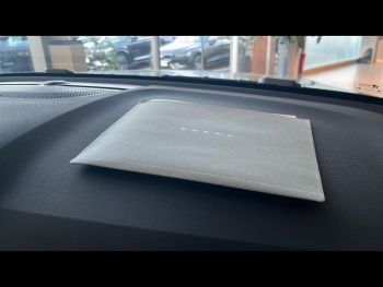 Photo 28 du bon plan VOLVO XC40 B3 163ch Plus DCT 7 occasion à 36990 €
