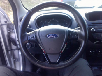 Photo 5 du bon plan FORD Ka+ 1.2 Ti-VCT 85ch Ultimate occasion à 8900 €