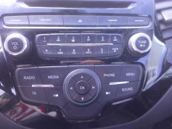 Photo 11 du bon plan FORD Ka+ 1.2 Ti-VCT 85ch Ultimate occasion à 8900 €