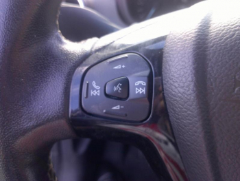 Photo 13 du bon plan FORD Ka+ 1.2 Ti-VCT 85ch Ultimate occasion à 8900 €