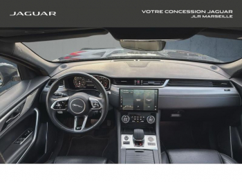 Photo 15 du bon plan JAGUAR F-Pace P400e Plug-in-Hybrid R-Dynamic S BVA8 AWD occasion à 42985 €