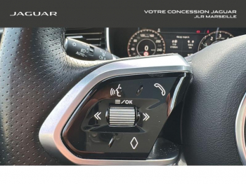 Photo 21 du bon plan JAGUAR F-Pace P400e Plug-in-Hybrid R-Dynamic S BVA8 AWD occasion à 42985 €