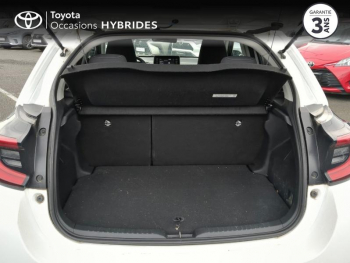 Photo 10 du bon plan TOYOTA Yaris 116h Design 5p occasion à 18990 €