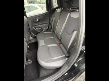 Photo 13 du bon plan JEEP Renegade 1.5 Turbo T4 130ch MHEV Limited BVR7 occasion à 19480 €