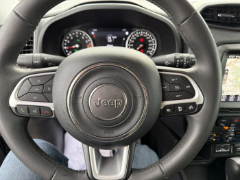 Photo 18 du bon plan JEEP Renegade 1.5 Turbo T4 130ch MHEV Limited BVR7 occasion à 19480 €