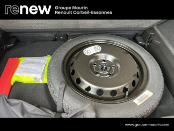 Photo 7 du bon plan RENAULT Captur 1.6 E-Tech full hybrid 145ch Techno occasion à 24988 €