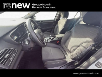 Photo 11 du bon plan RENAULT Megane 1.5 Blue dCi 115ch Evolution EDC -23 occasion à 16900 €