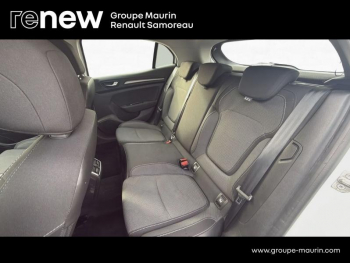 Photo 13 du bon plan RENAULT Megane 1.5 Blue dCi 115ch Evolution EDC -23 occasion à 16900 €