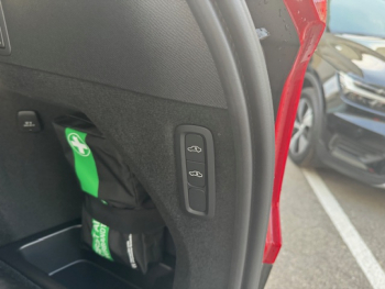 Photo 6 du bon plan VOLVO XC90 T8 AWD 310 + 145ch Ultimate Style Chrome Geartronic occasion à 69900 €