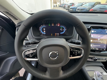 Photo 12 du bon plan VOLVO XC90 T8 AWD 310 + 145ch Ultimate Style Chrome Geartronic occasion à 69900 €