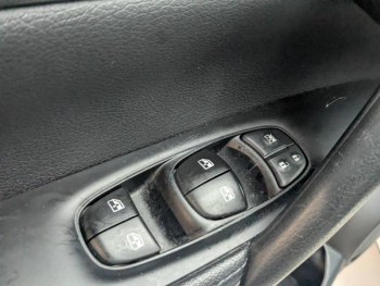 Photo 10 du bon plan NISSAN Qashqai 1.5 dCi 115ch N-Connecta DCT 2019 occasion à 15290 €