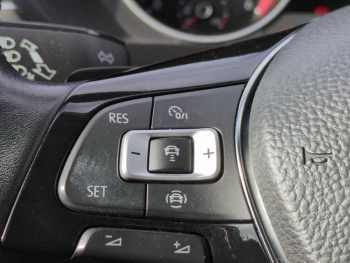 Photo 22 du bon plan VOLKSWAGEN Tiguan 2.0 TDI 150ch Confortline DSG7 Euro6d-T occasion à 19990 €