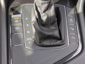 Photo 24 du bon plan VOLKSWAGEN Tiguan 2.0 TDI 150ch Confortline DSG7 Euro6d-T occasion à 19990 €