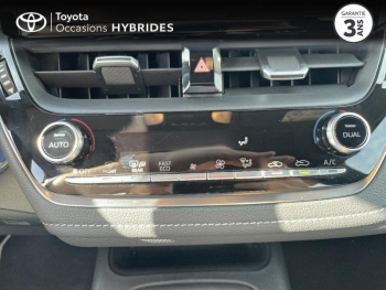 Photo 23 du bon plan TOYOTA Corolla 122h Dynamic MY22 occasion à 21490 €