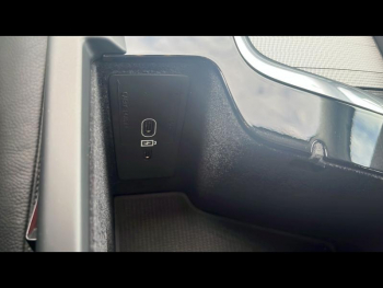 Photo 23 du bon plan VOLVO XC60 T6 Hybride Rechargeable 350ch Ultra Style Chrome Geartronic 8 AWD occasion à 54990 €