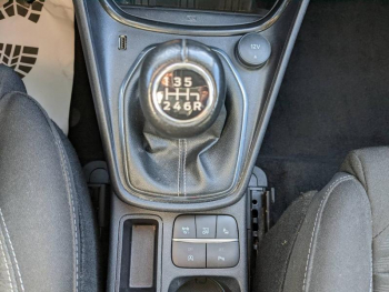 Photo 14 du bon plan FORD Puma 1.0 Flexifuel 125ch S&S mHEV Titanium occasion à 17990 €