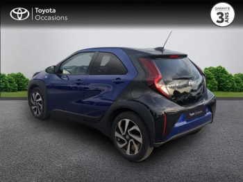 Photo 2 du bon plan TOYOTA Aygo X 1.0 VVT-i 72ch Design S-CVT MY23 occasion à 15990 €