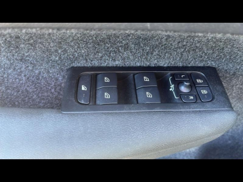 Photo 15 du bon plan VOLVO XC40 T5 Recharge 180 + 82ch Inscription Luxe DCT 7 occasion à 27900 €