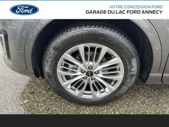 Photo 9 du bon plan FORD Kuga 2.5 Duratec 190ch FHEV E85 Vignale BVA occasion à 28580 €