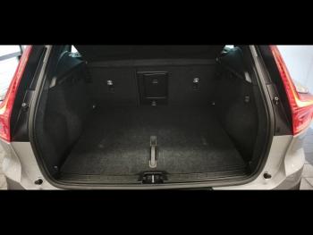 Photo 10 du bon plan VOLVO XC40 B3 163ch Plus DCT 7 occasion à 36890 €