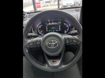 Photo 18 du bon plan TOYOTA Yaris Cross 116h GR Sport MY22 occasion à 23990 €