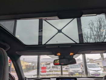 Photo 22 du bon plan TOYOTA Yaris Cross 116h GR Sport MY22 occasion à 23990 €