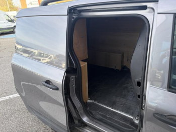 Photo 10 du bon plan RENAULT Kangoo 1.5 Blue dCi 115ch Techno EDC occasion à 19990 €