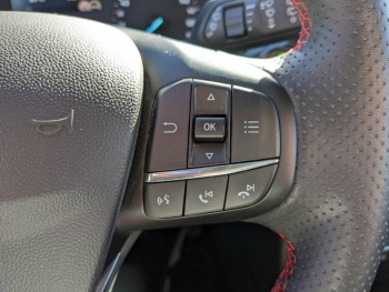 Photo 11 du bon plan FORD Fiesta 1.0 EcoBoost Hybrid 155ch ST-Line X 3p occasion à 16980 €