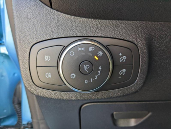 Photo 17 du bon plan FORD Fiesta 1.0 EcoBoost Hybrid 155ch ST-Line X 3p occasion à 16980 €