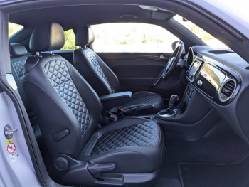 Photo 16 du bon plan VOLKSWAGEN Coccinelle 1.4 TSI 150ch BlueMotion Technology Couture Exclusive DSG7 occasion à 24490 €