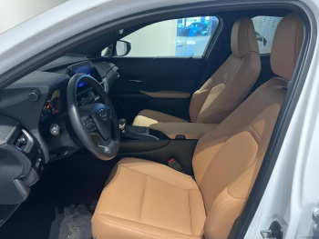 Photo 8 du bon plan LEXUS UX 250h F SPORT Design 2WD occasion à 30480 €