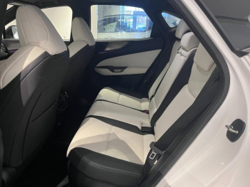 Photo 10 du bon plan LEXUS NX 450h+ F SPORT Executive 4WD MY24 occasion à 53990 €