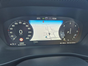 Photo 18 du bon plan VOLVO XC40 D3 AdBlue 150ch Business Geartronic 8 occasion à 23990 €