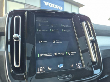 Photo 21 du bon plan VOLVO XC40 D3 AdBlue 150ch Business Geartronic 8 occasion à 23990 €