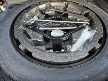 Photo 28 du bon plan VOLVO XC40 D3 AdBlue 150ch Business Geartronic 8 occasion à 23990 €