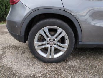 Photo 12 du bon plan MERCEDES-BENZ Classe GLA 220 CDI Sensation 4Matic 7G-DCT occasion à 15490 €