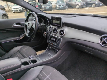 Photo 15 du bon plan MERCEDES-BENZ Classe GLA 220 CDI Sensation 4Matic 7G-DCT occasion à 15490 €
