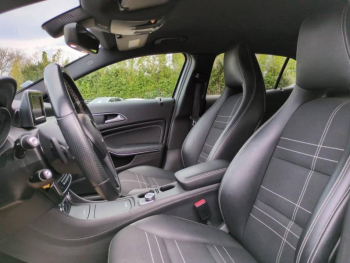 Photo 17 du bon plan MERCEDES-BENZ Classe GLA 220 CDI Sensation 4Matic 7G-DCT occasion à 15490 €