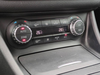 Photo 25 du bon plan MERCEDES-BENZ Classe GLA 220 CDI Sensation 4Matic 7G-DCT occasion à 15490 €