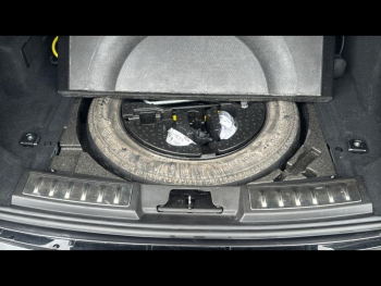 Photo 8 du bon plan LAND-ROVER Evoque 1.5 P300e 309ch R-Dynamic SE AWD BVA 11cv occasion à 41900 €