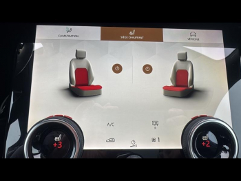 Photo 19 du bon plan LAND-ROVER Evoque 1.5 P300e 309ch R-Dynamic SE AWD BVA 11cv occasion à 41900 €