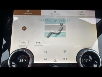 Photo 20 du bon plan LAND-ROVER Evoque 1.5 P300e 309ch R-Dynamic SE AWD BVA 11cv occasion à 41900 €