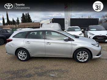 Photo 17 du bon plan TOYOTA Auris Touring Sports HSD 136h Dynamic occasion à 18990 €